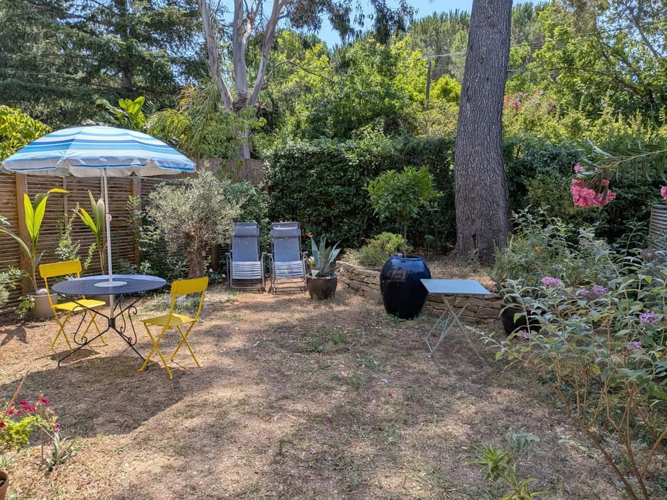 Toulon - CAP BRUN - T3 rez de jardin Apartment in Toulon