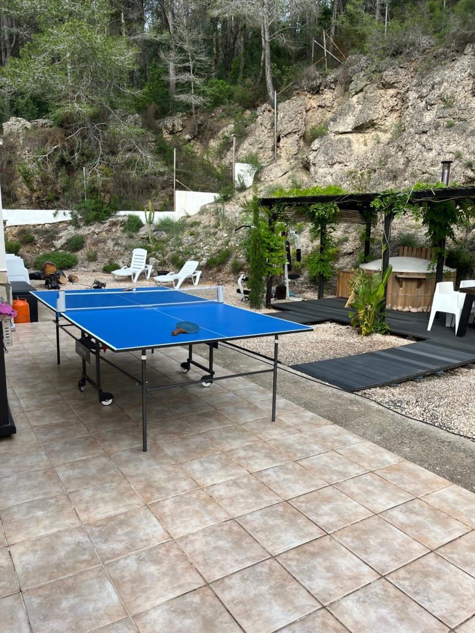 Table tennis