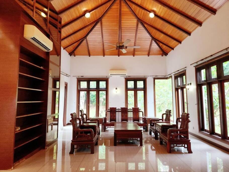 Ipoh Meru valley golf resortTHE ROCK FOREST RETREAT pool/5BR/20pax/events Villa in Ipoh