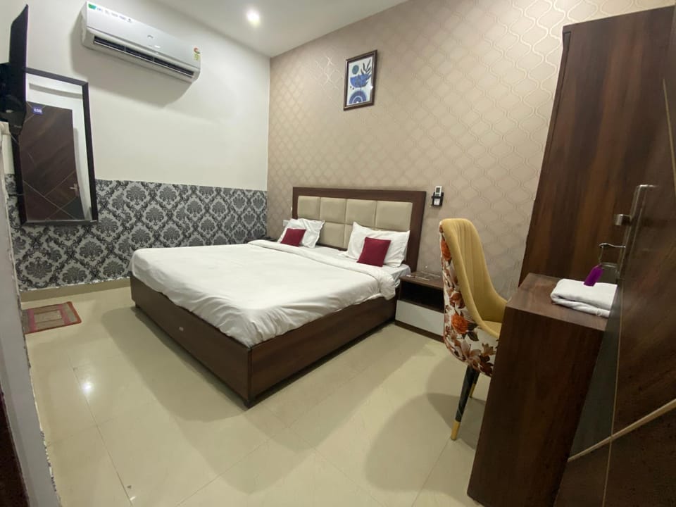 Royal Park Inn Hotel in Noida