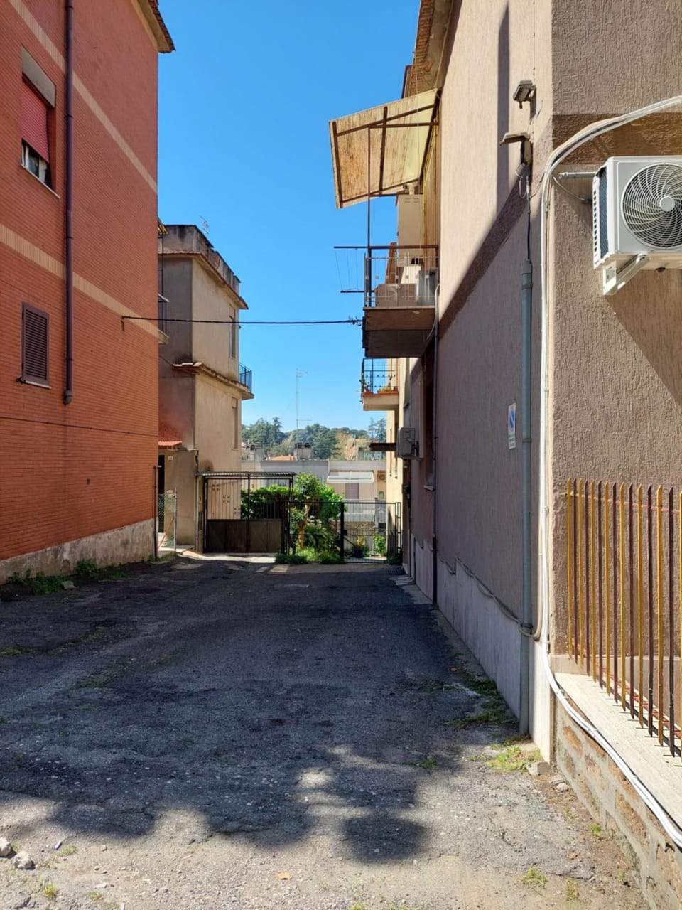 Property building, Street view