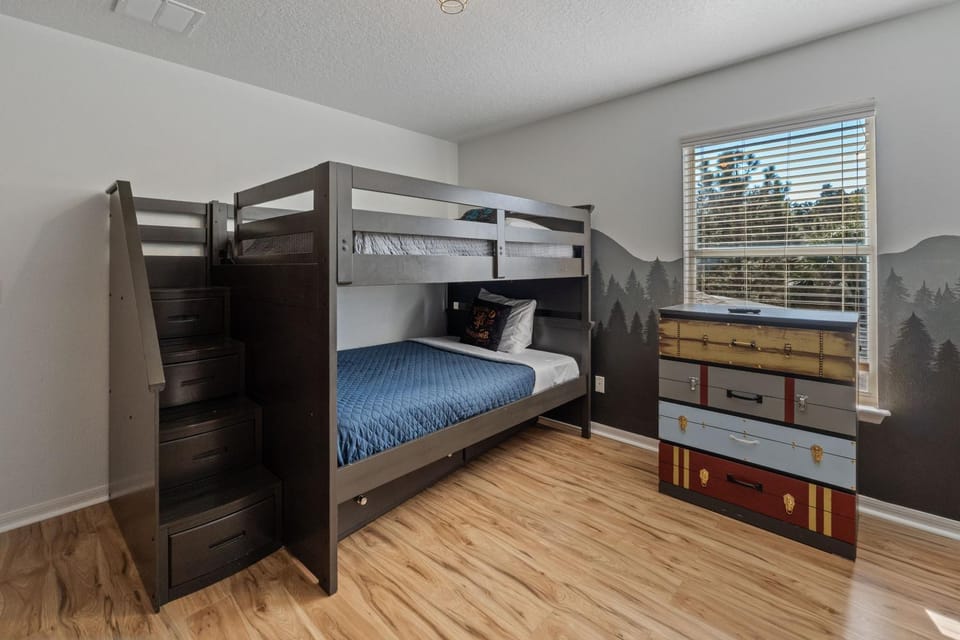 bunk bed