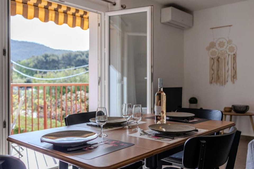 A deux pas de la plage de sable Apartment in French Riviera