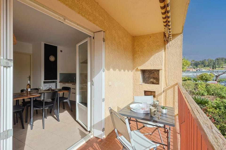 A deux pas de la plage de sable Apartment in French Riviera