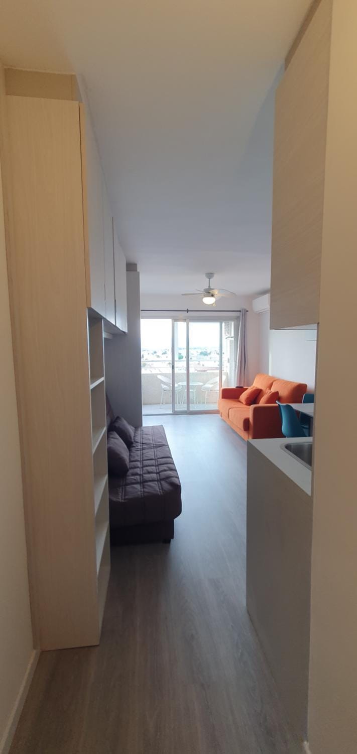 Bed, Living room