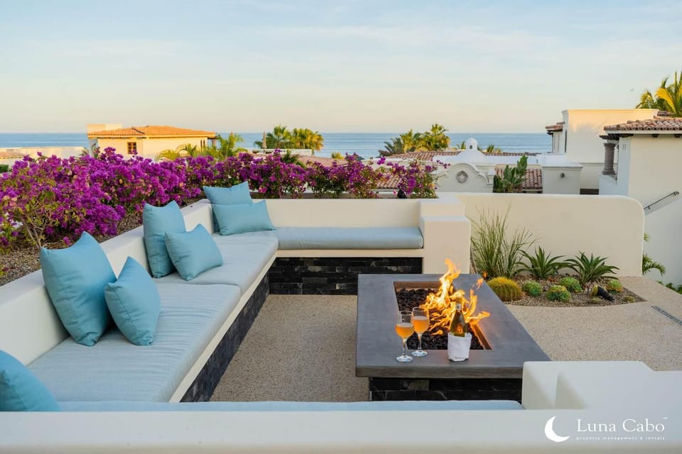 Day, View (from property/room), Balcony/Terrace, Seating area, Sea view