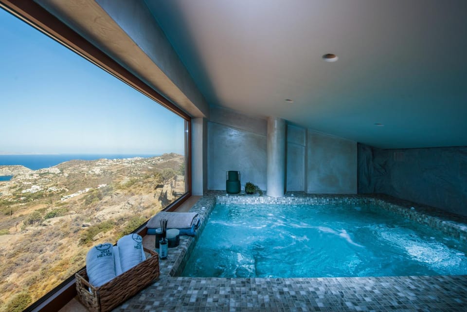 Hot Tub, Hot Tub