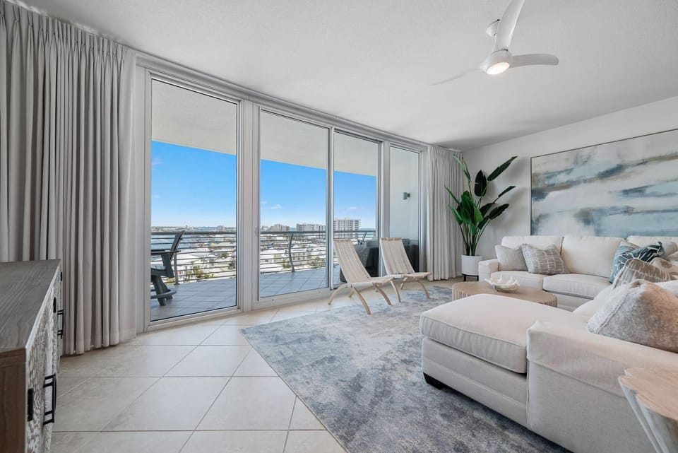 Bella Luna 909 House in Ono Island