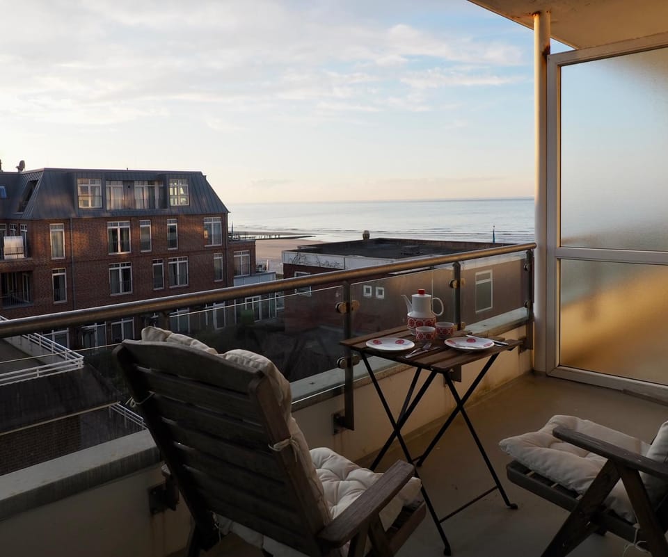 Sea view, Sea view