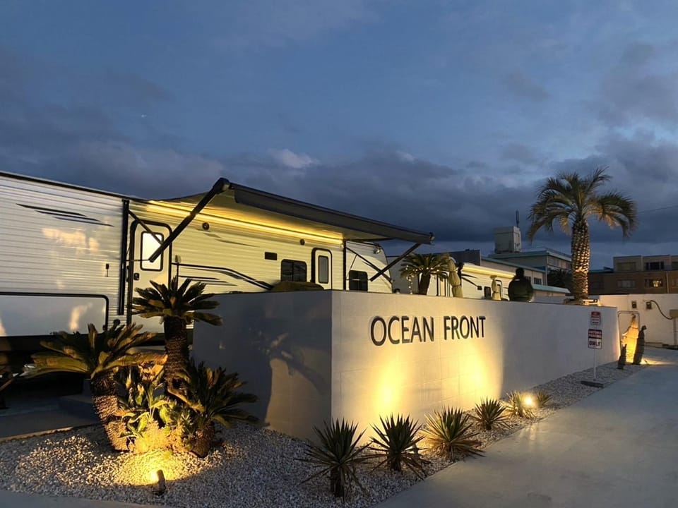 OCEAN FRONT TATEYAMA - Vacation STAY 37303v Luxury tent in Chiba Prefecture