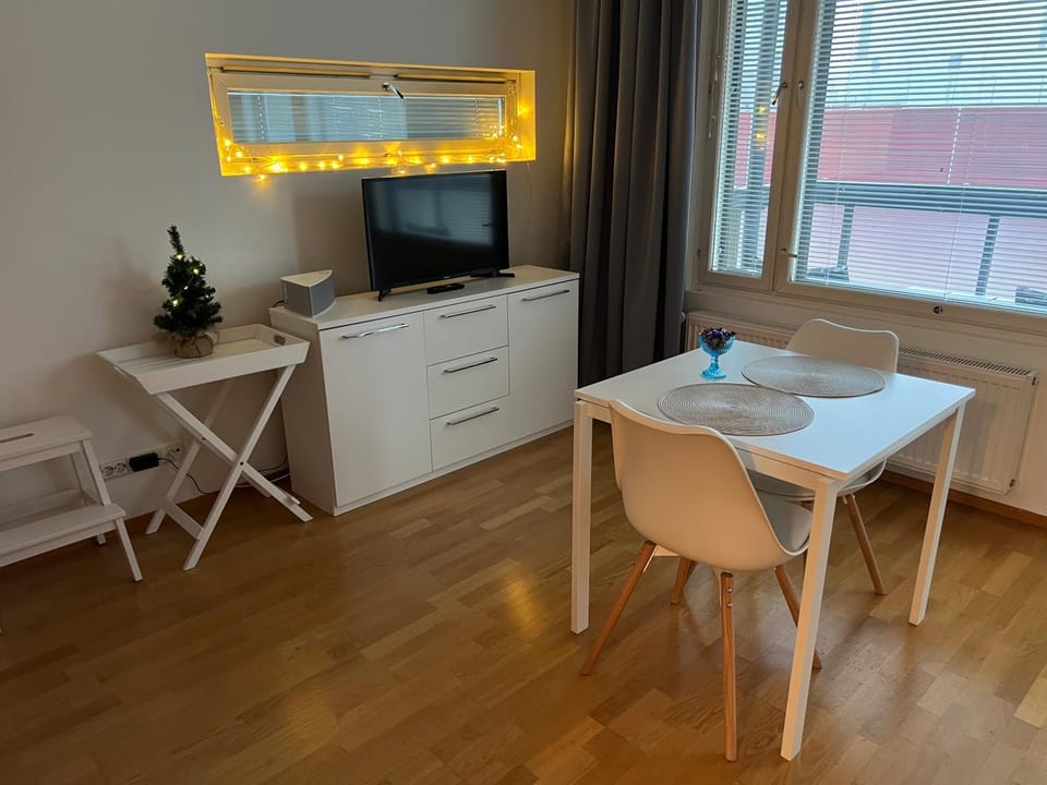 Studio next to Sello and Leppävaara train station Apartment in Helsinki