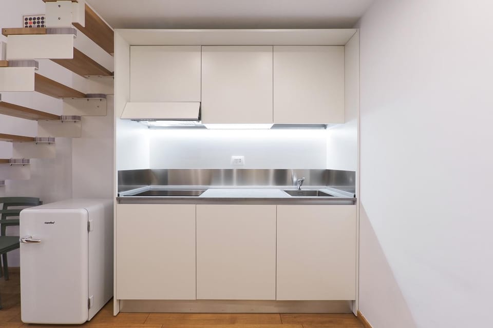 Kitchen or kitchenette, dishwasher