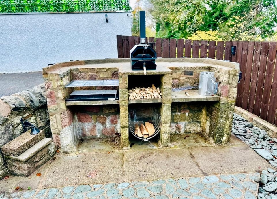 BBQ facilities, Garden