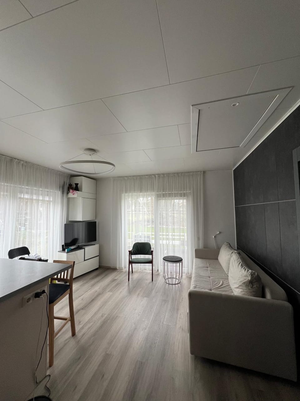 TV and multimedia, Living room, Seating area