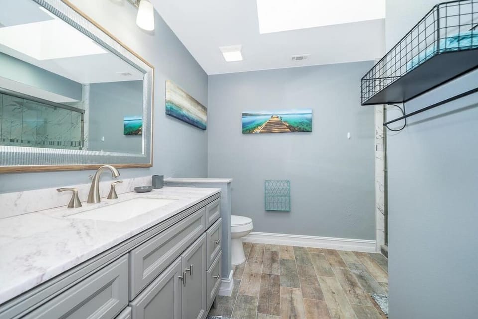 Private Paradise! Stunning south-facing pool home House in Kissimmee