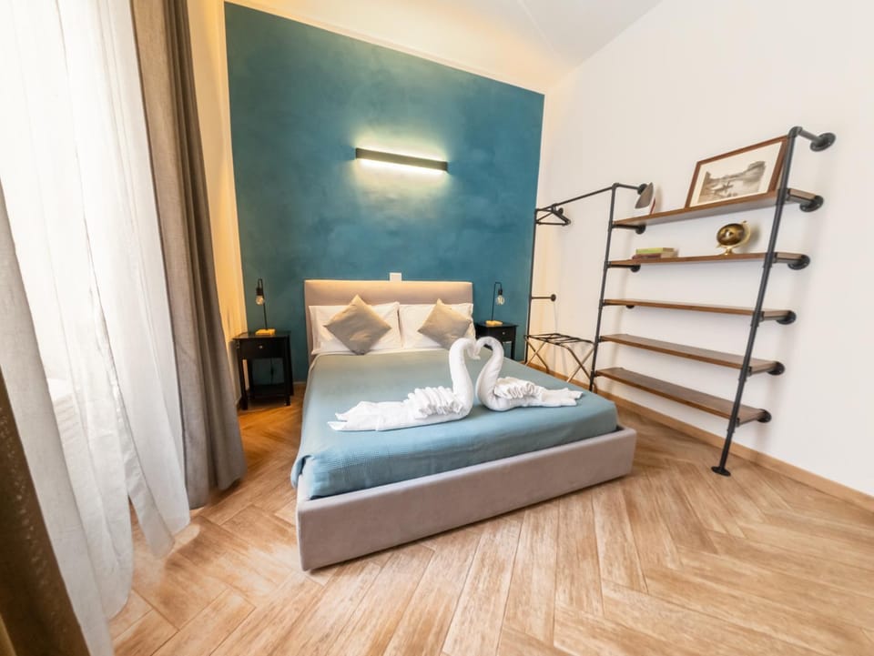 Bed, Photo of the whole room