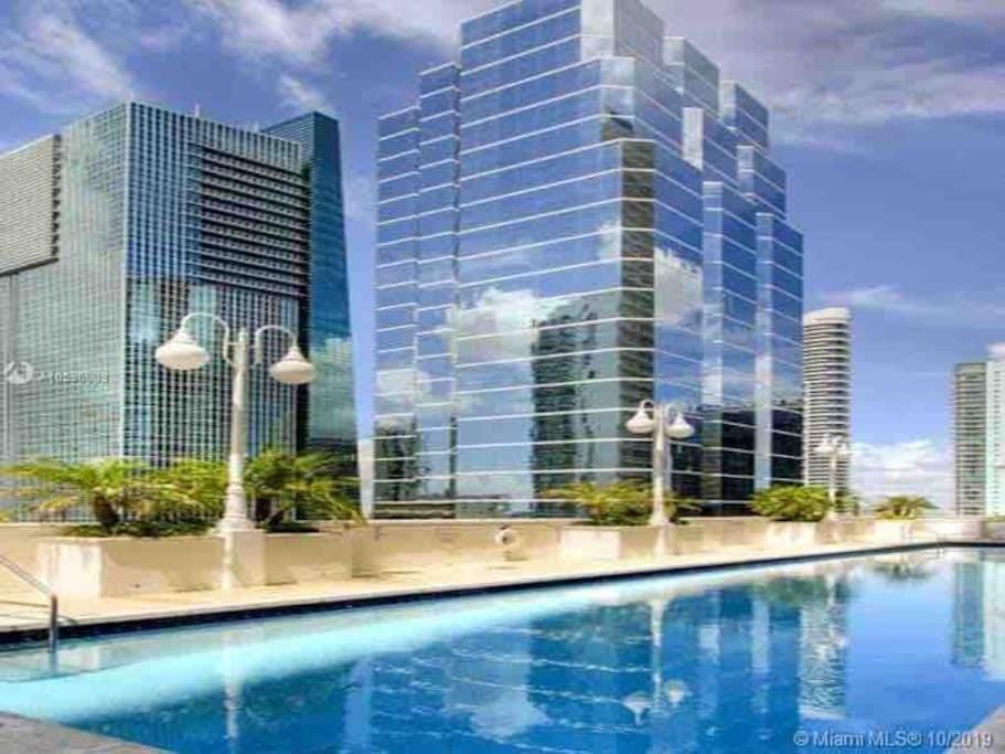 Luxury 1 BDR • 30th Floor • Brickell • Water Views Apartment in Brickell