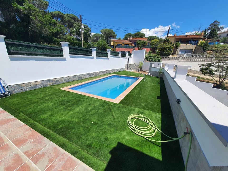 Villa Lloret de Mar 6 Personas Villa in Selva