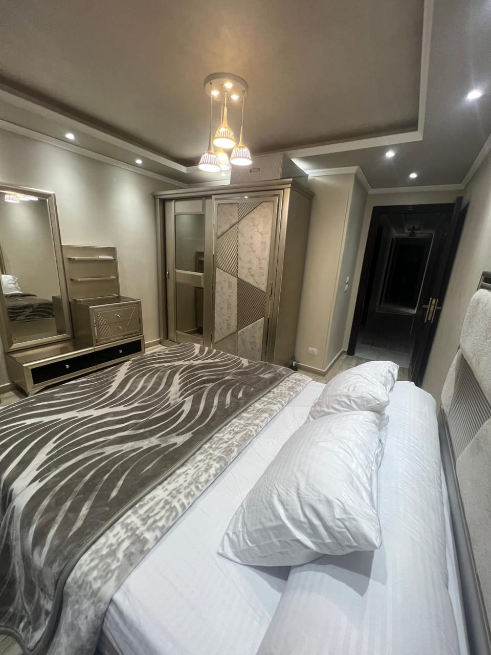 شقة فاخرة بالمنتزة فيو بحر ومنتزة Apartment in Alexandria