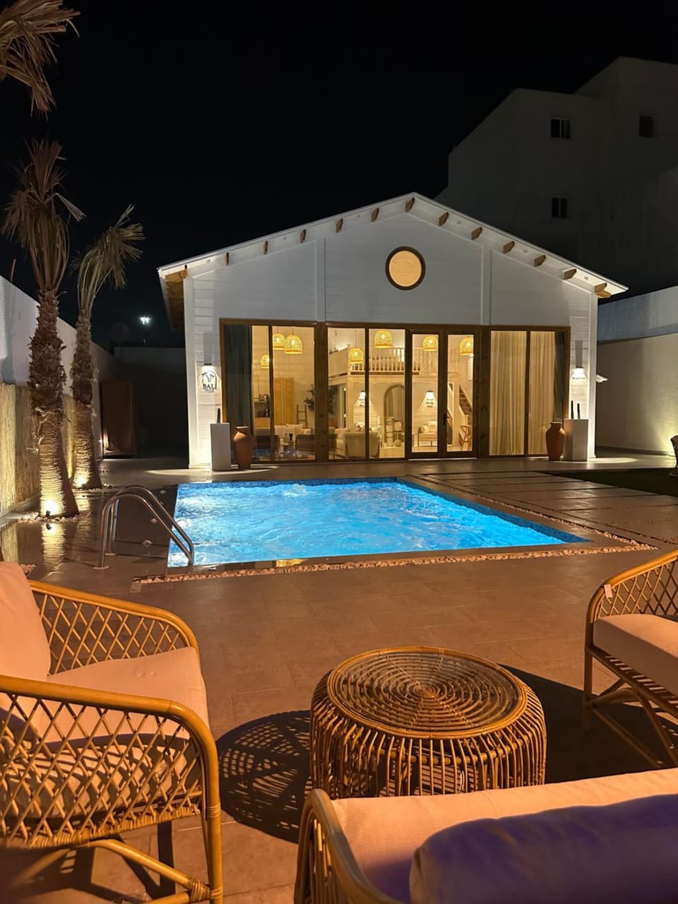 Swimming pool