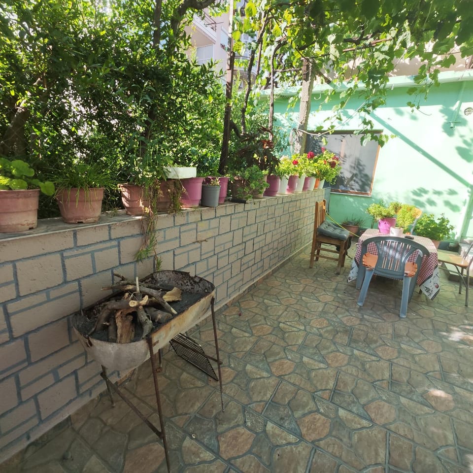 Bujari Guesthouse Apartment in Europe