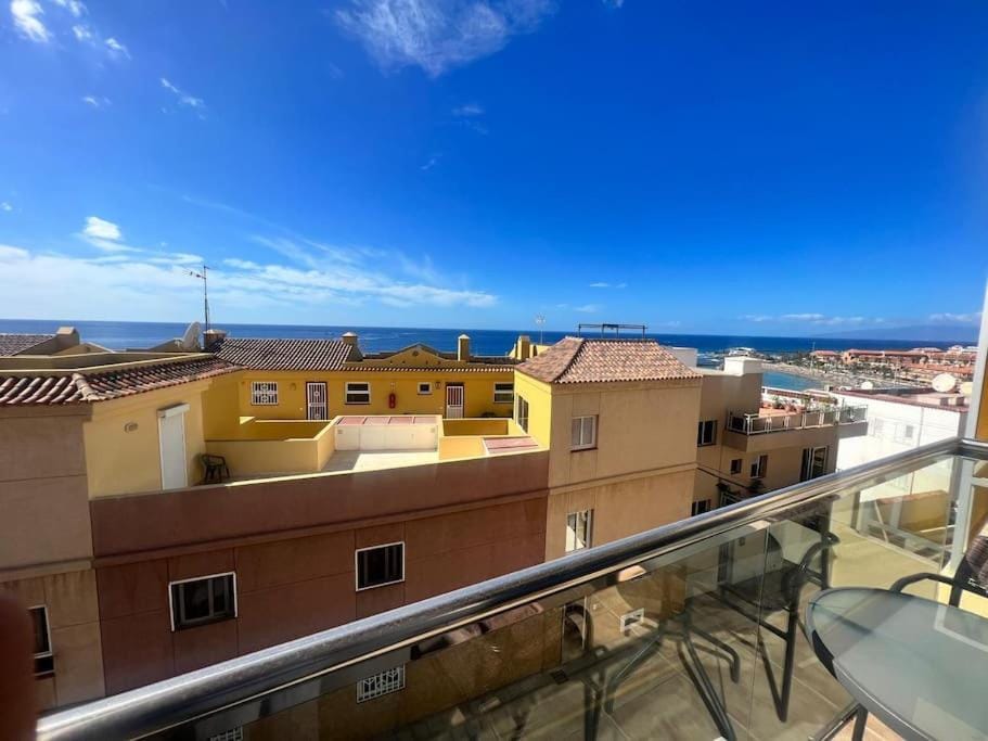 In the center of Los Cristianos Apartment in Playa de las Americas