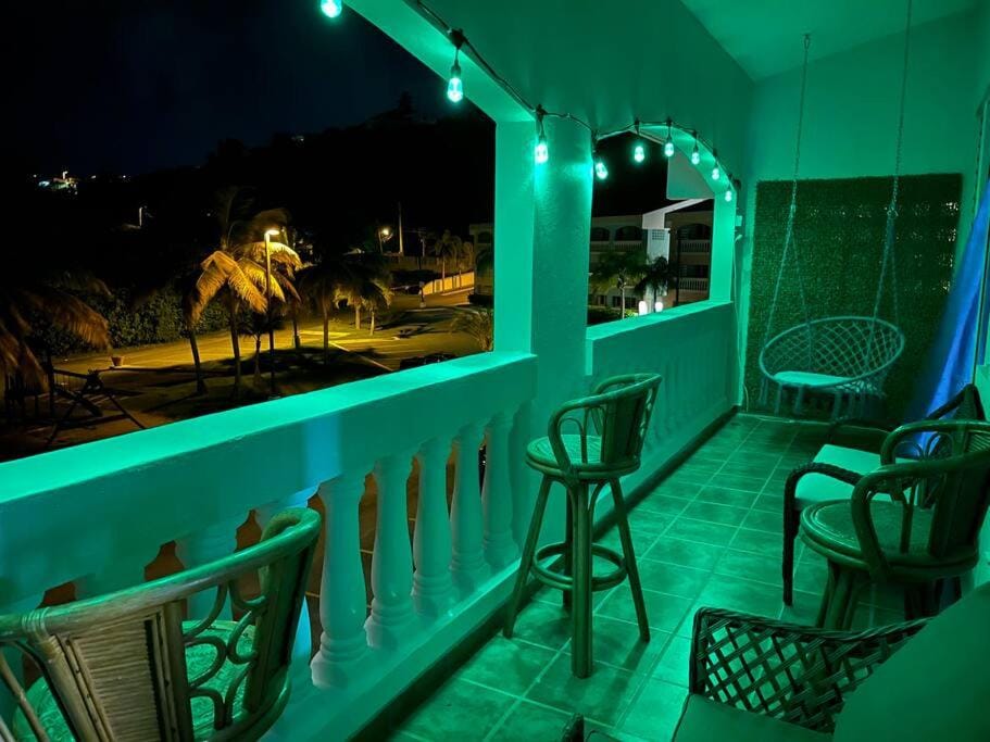 Golden Dream Villas & Studio A/B Pool View Apartment in Isabela