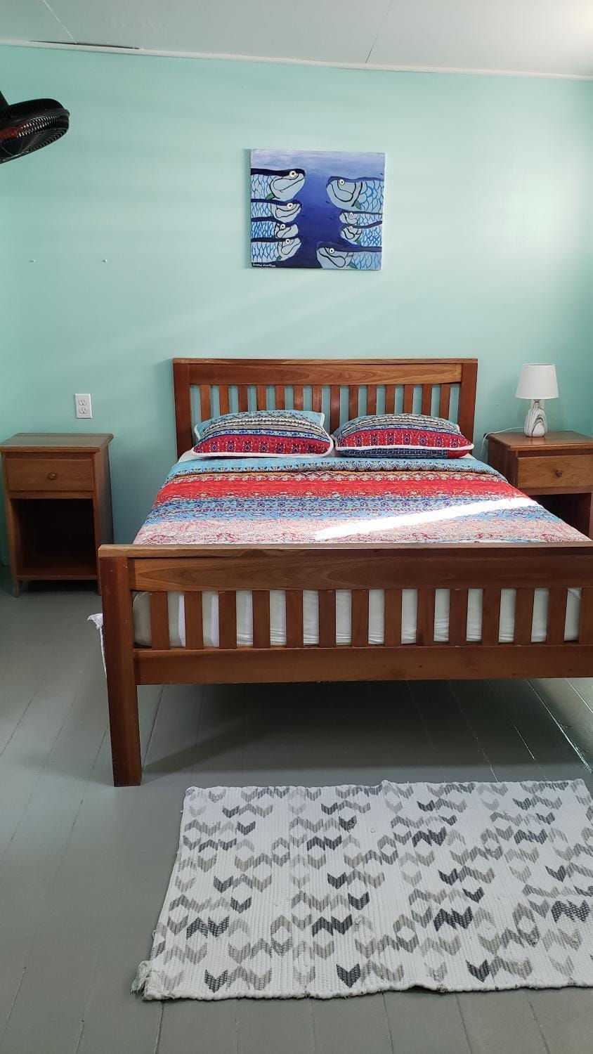 Sea n sun Guest House Bed and Breakfast in Belize District