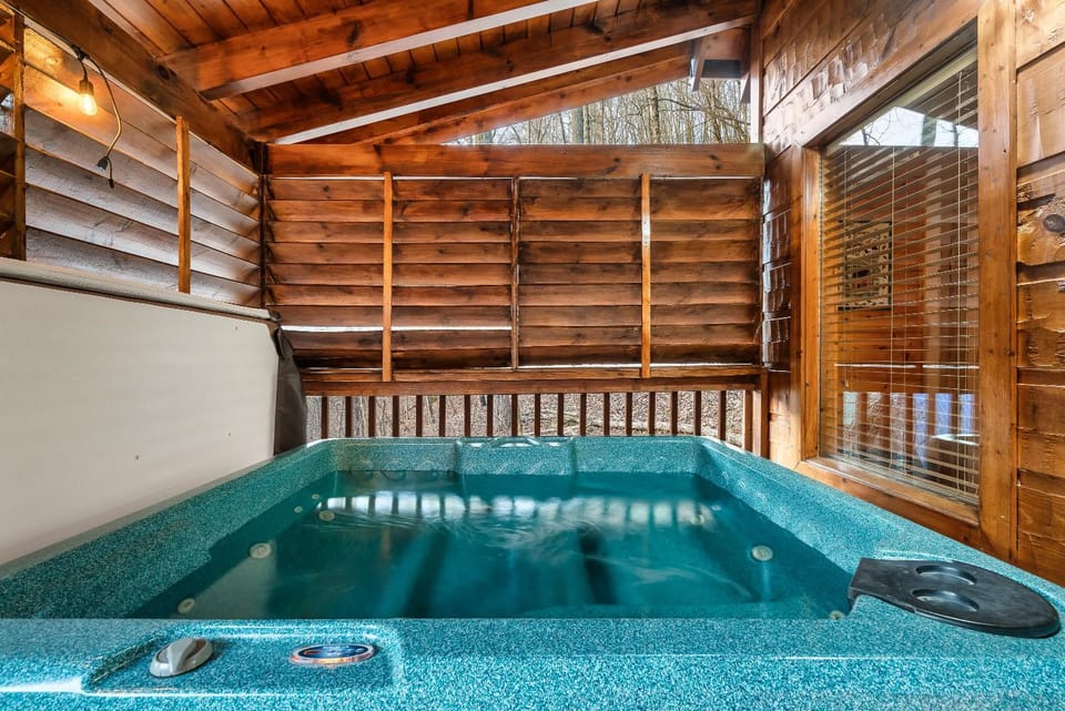 Hot Tub, Hot Tub, Balcony/Terrace