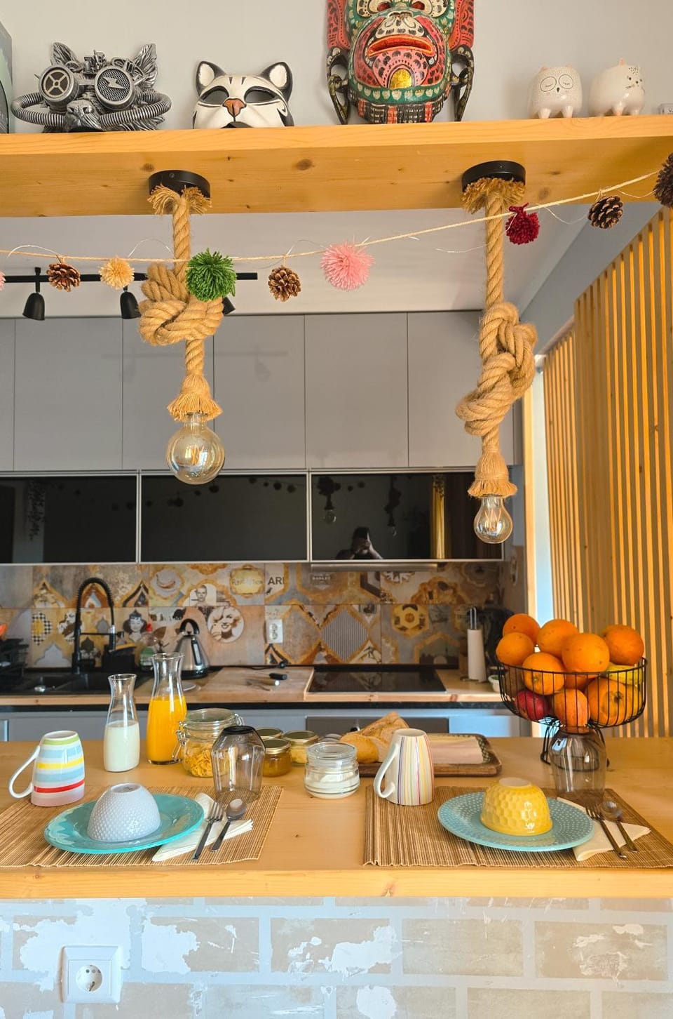 Kitchen or kitchenette, Food and drinks, Breakfast, Continental breakfast