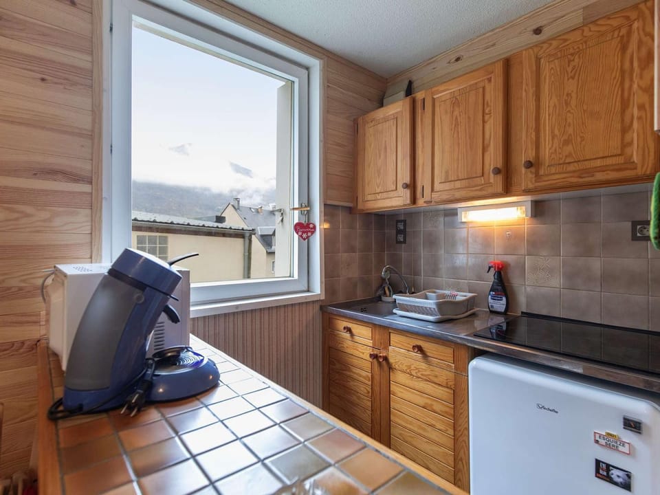 Charmant T2 cabine 3 pers, balcon, parking privé, Luz-Saint-Sauveur - FR-1-402-139 Cabin in Luz-Saint-Sauveur
