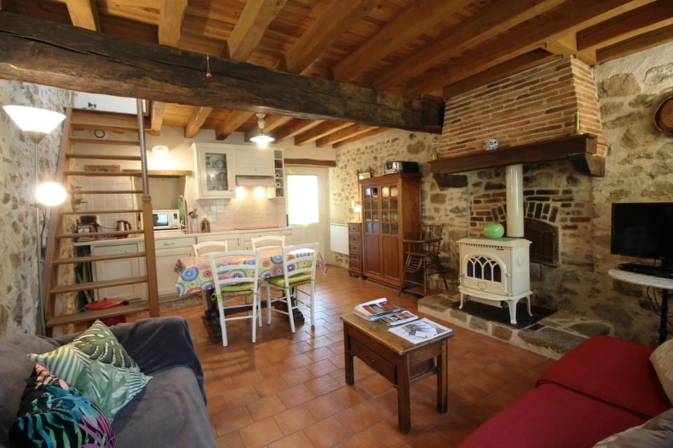 Mounismes du bas House in Nouvelle-Aquitaine