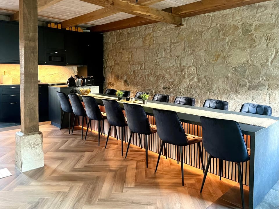 Dining area, kitchen