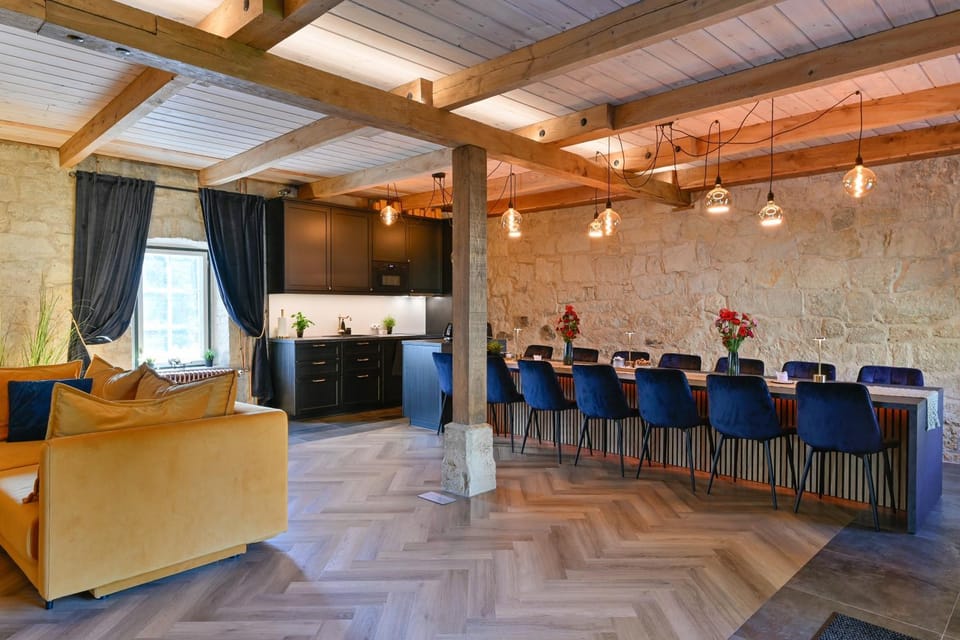 Living room, kitchen