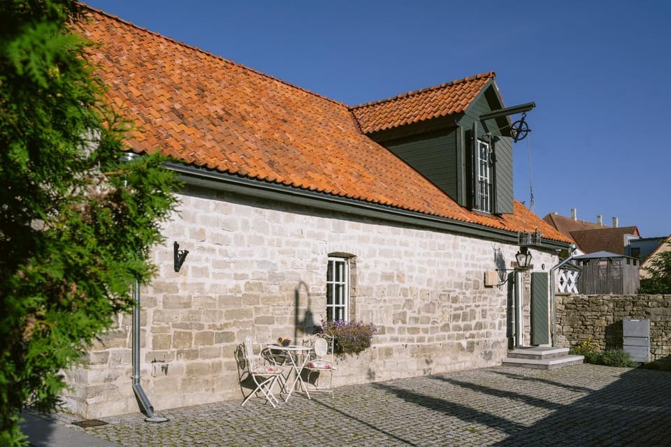 Property building, Garden