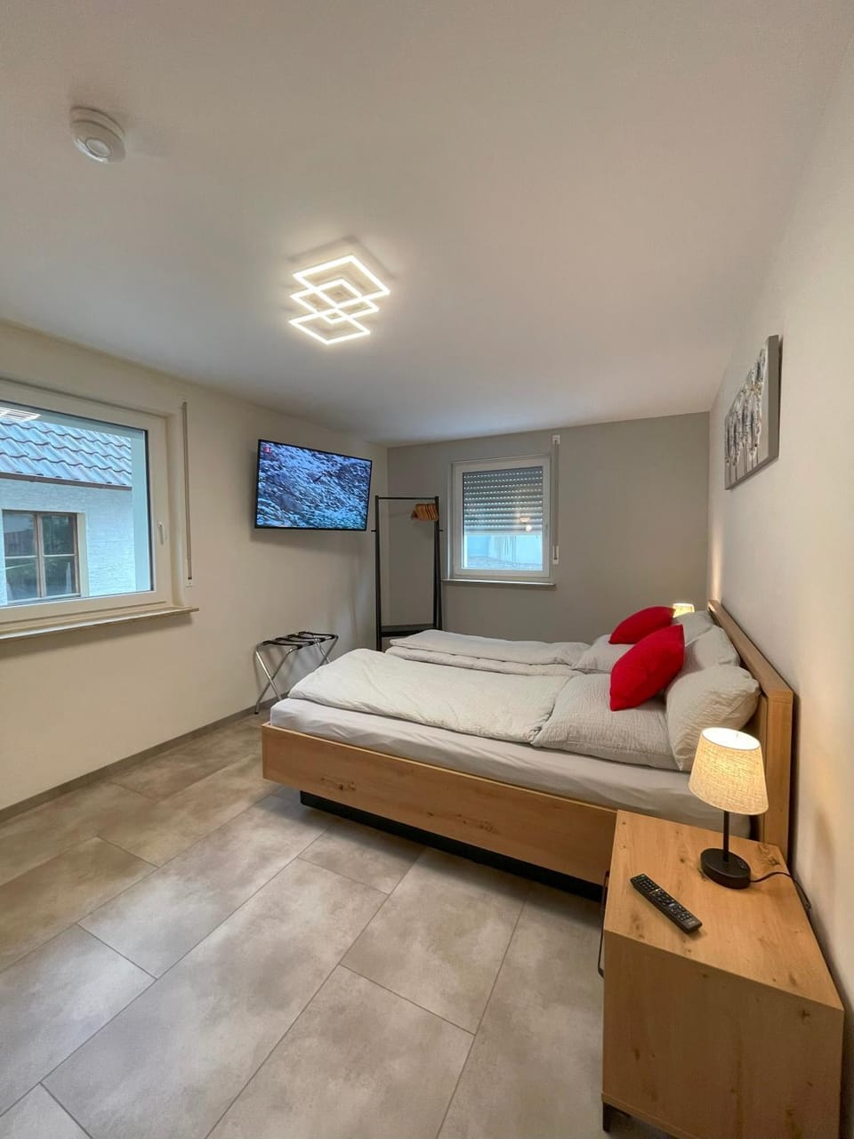 Bed, Photo of the whole room, Bedroom