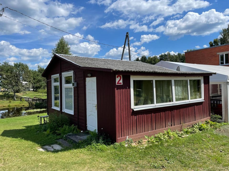 Vasaras mājiņa pie Rāznas ezera Nr 2 House in Latvia