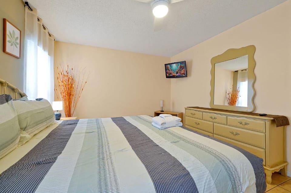 Minutes from Disney - Entertainment Haven with Pool Villa in Four Corners