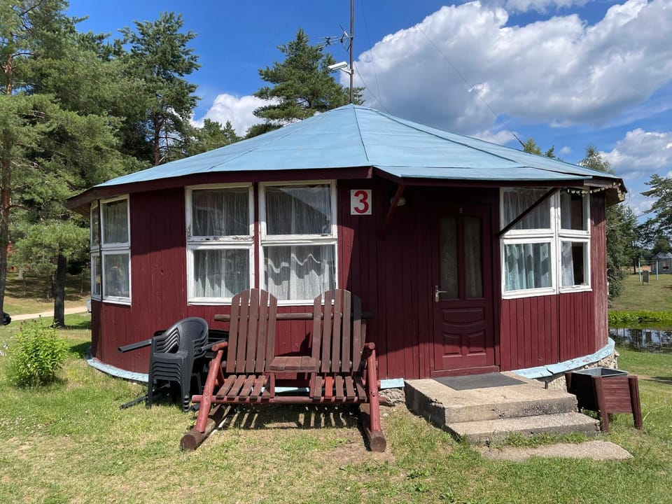 Vasaras mājiņa pie Rāznas ezera Nr 3 House in Latvia