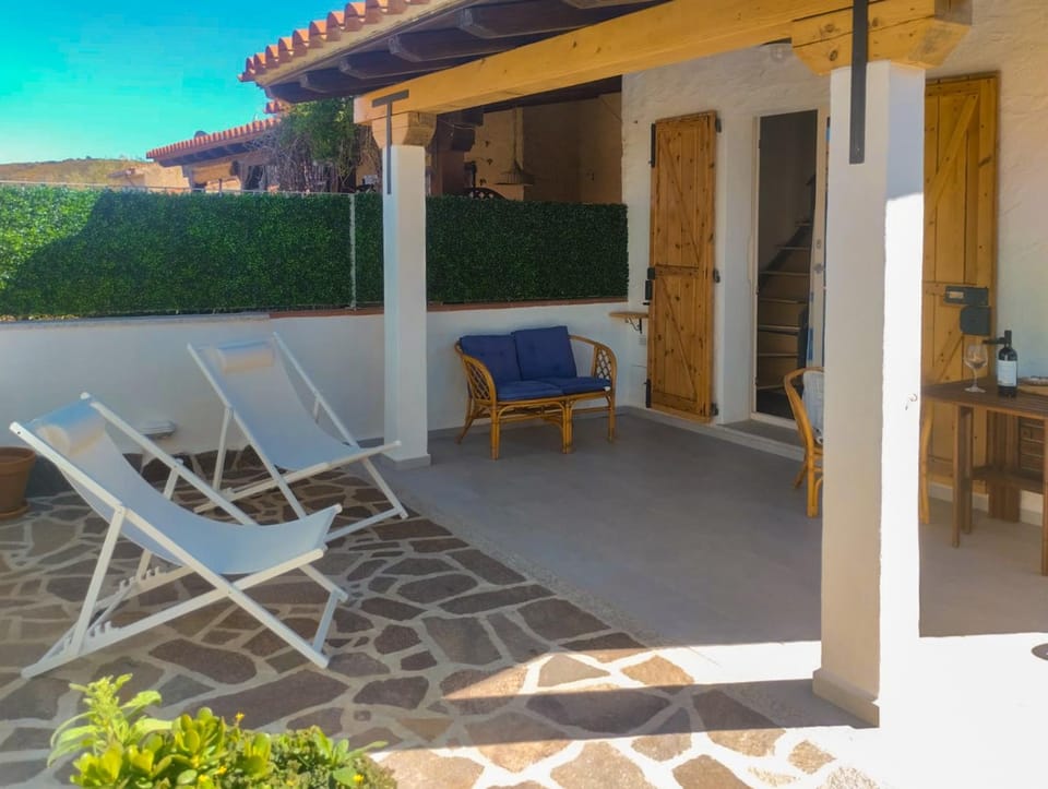 Patio, Day, View (from property/room), sunbed