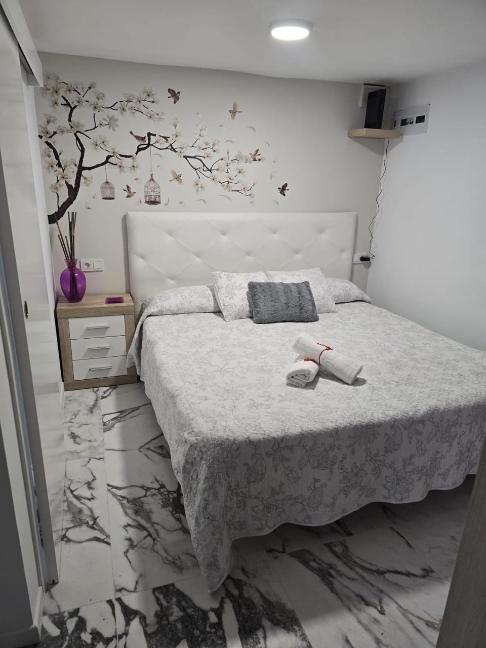 Bed, Bedroom