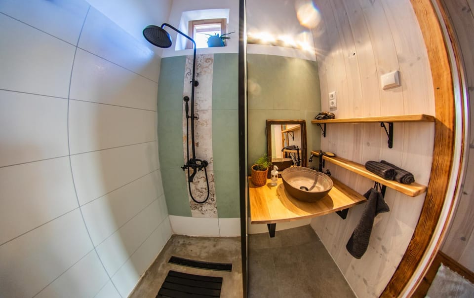 Minifaktúra Loft Apartman & Reggeliző és Ételbár Apartment in Hungary
