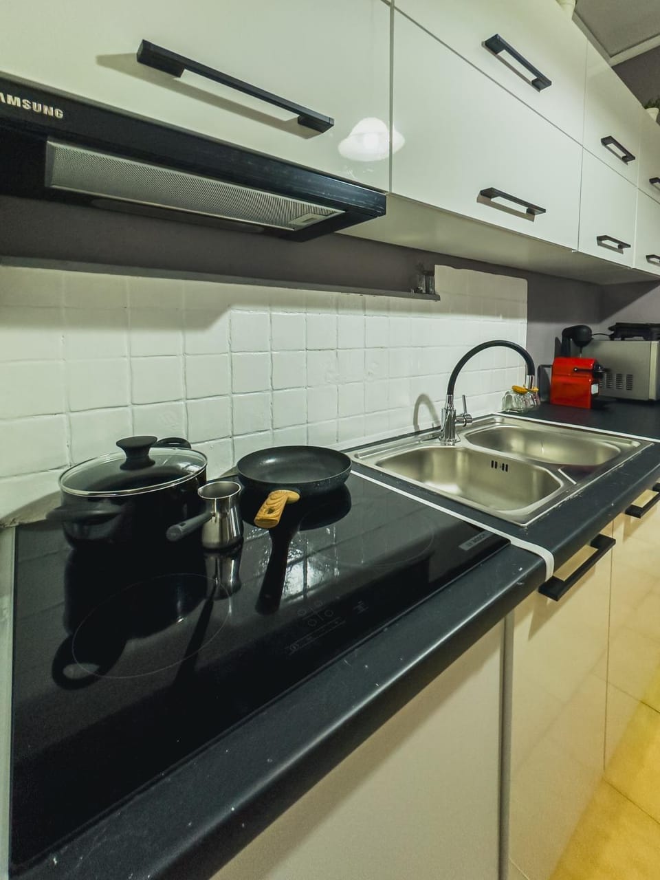 Kitchen or kitchenette