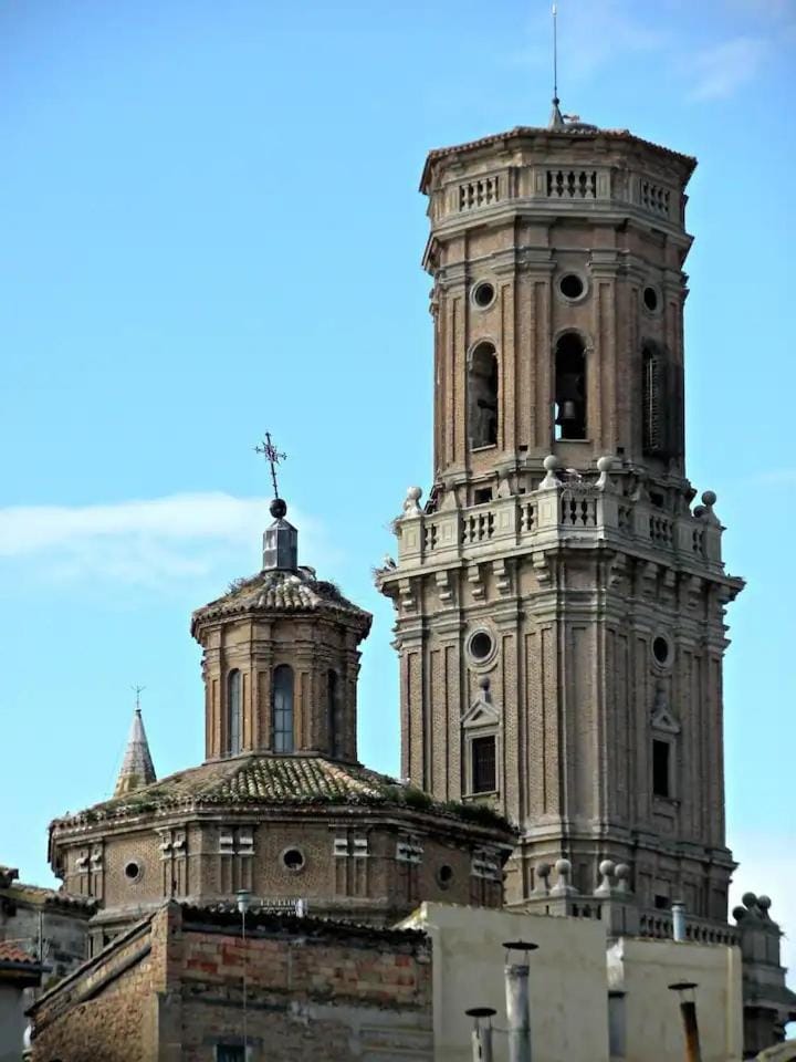 Plaza Mercadal, Tudela Apartment in Tudela