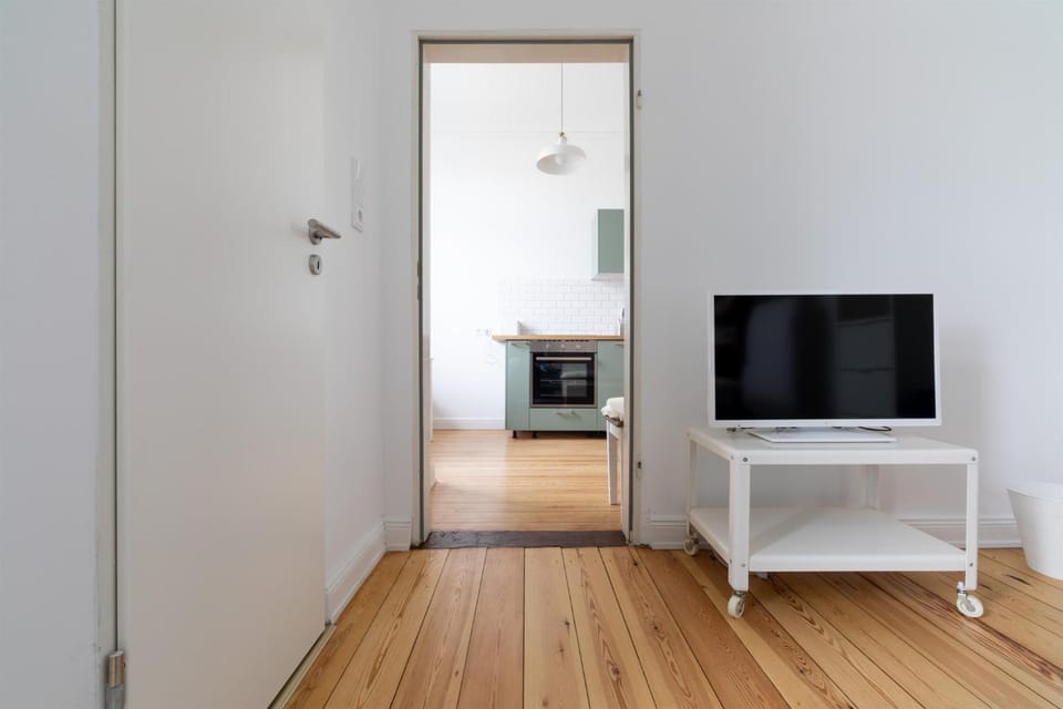 TV and multimedia, Kitchen or kitchenette