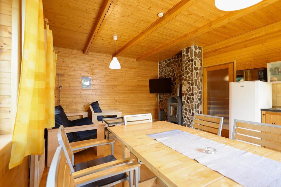 Living room, Food