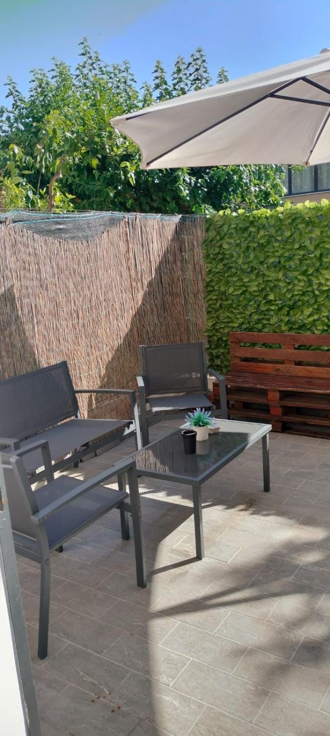 Garden, Balcony/Terrace