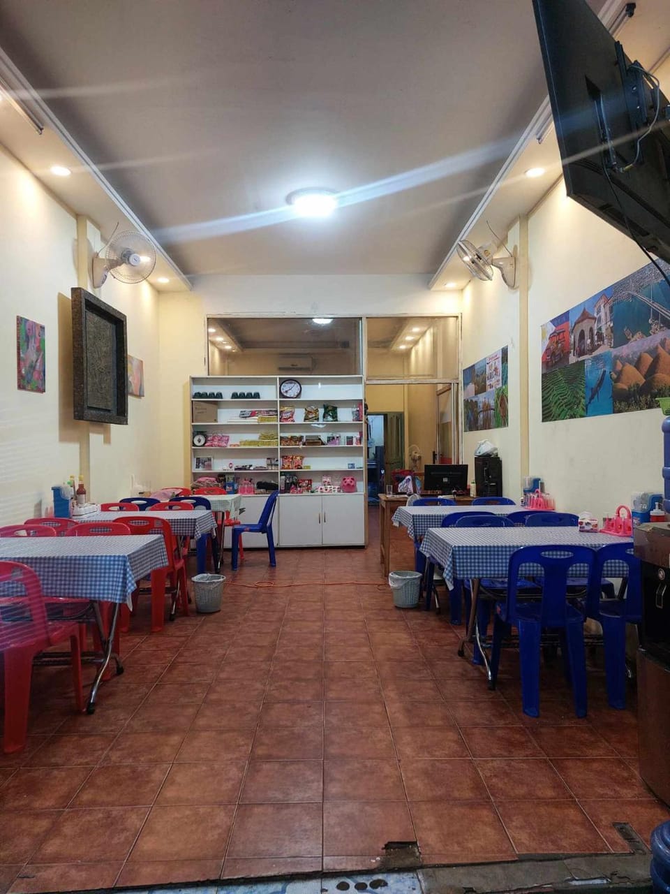 Restaurant/places to eat