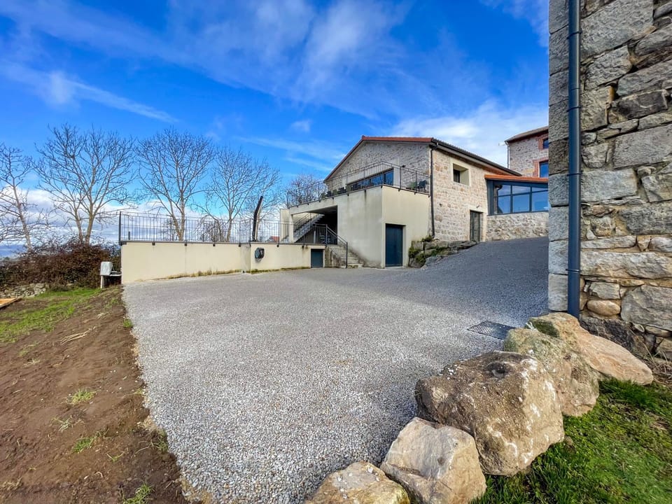Property building, Day