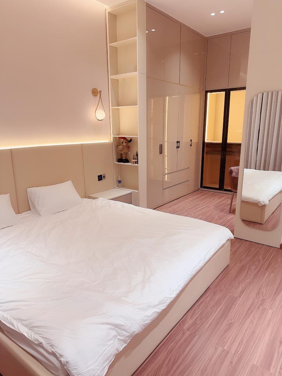 Bed, Photo of the whole room, Bedroom, wardrobe